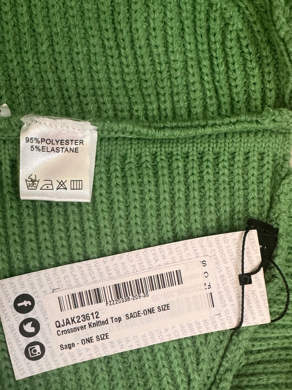 NWT Boohoo Mint Green Knit Wrap Crop Top - Picture 7 of 8